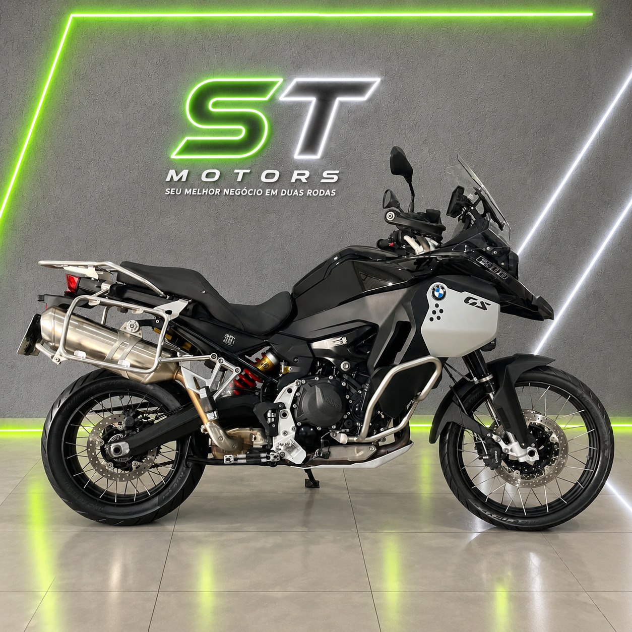 BMW F-900 GS ADV