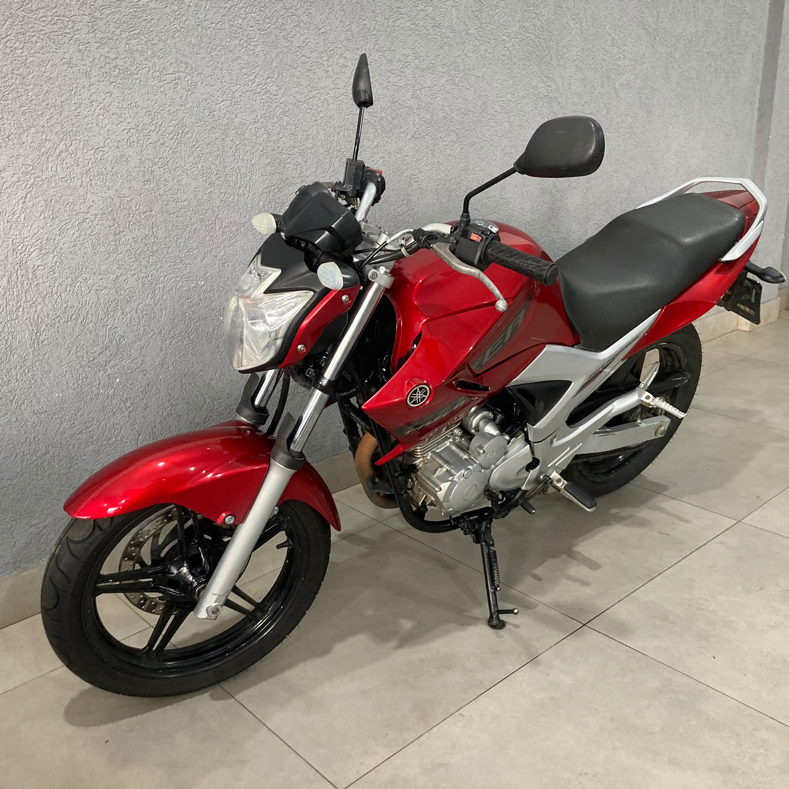 Foto 5 de Yamaha FAZER 250 2011/2012