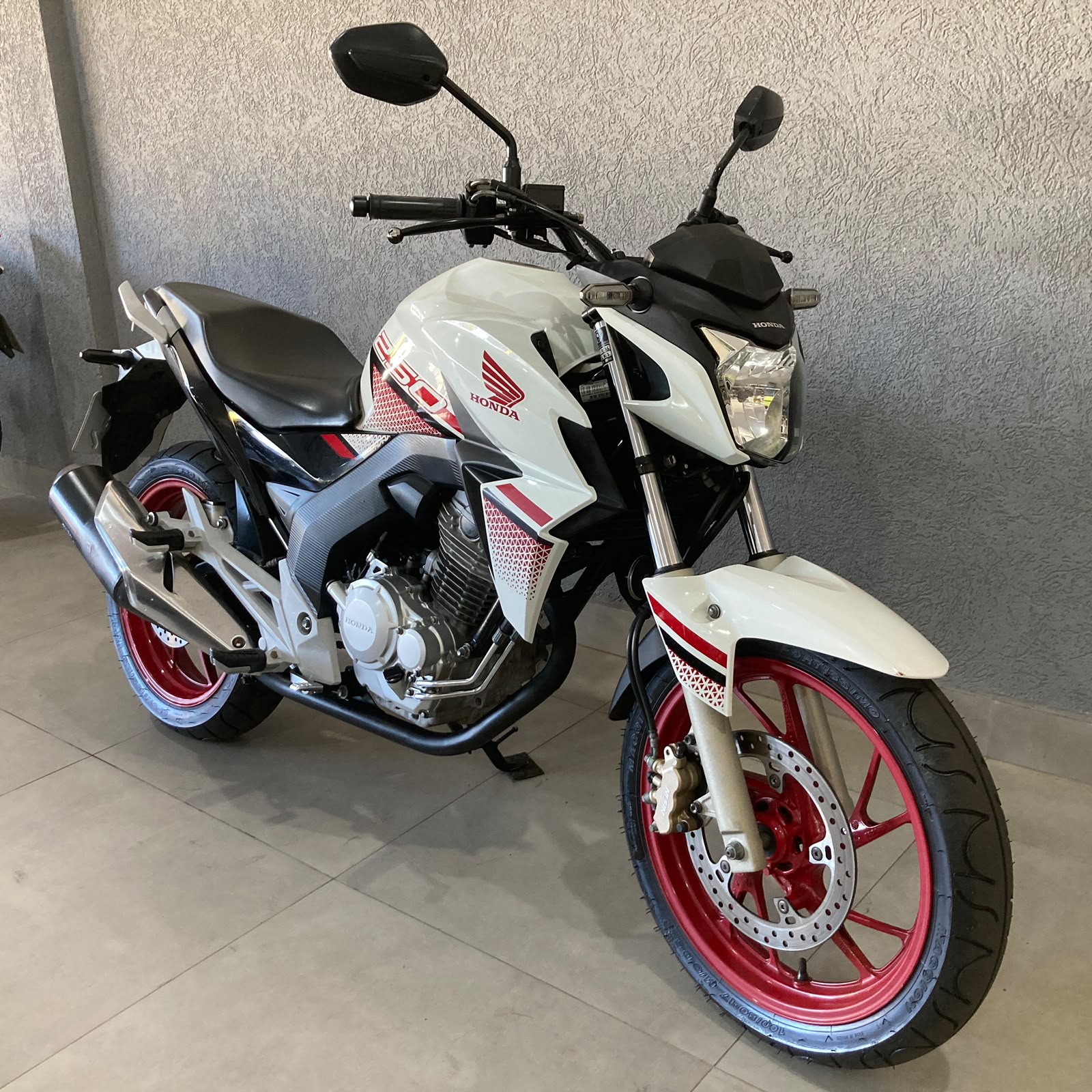 Foto 2 de Honda CB 250f TWISTER 2022/2022