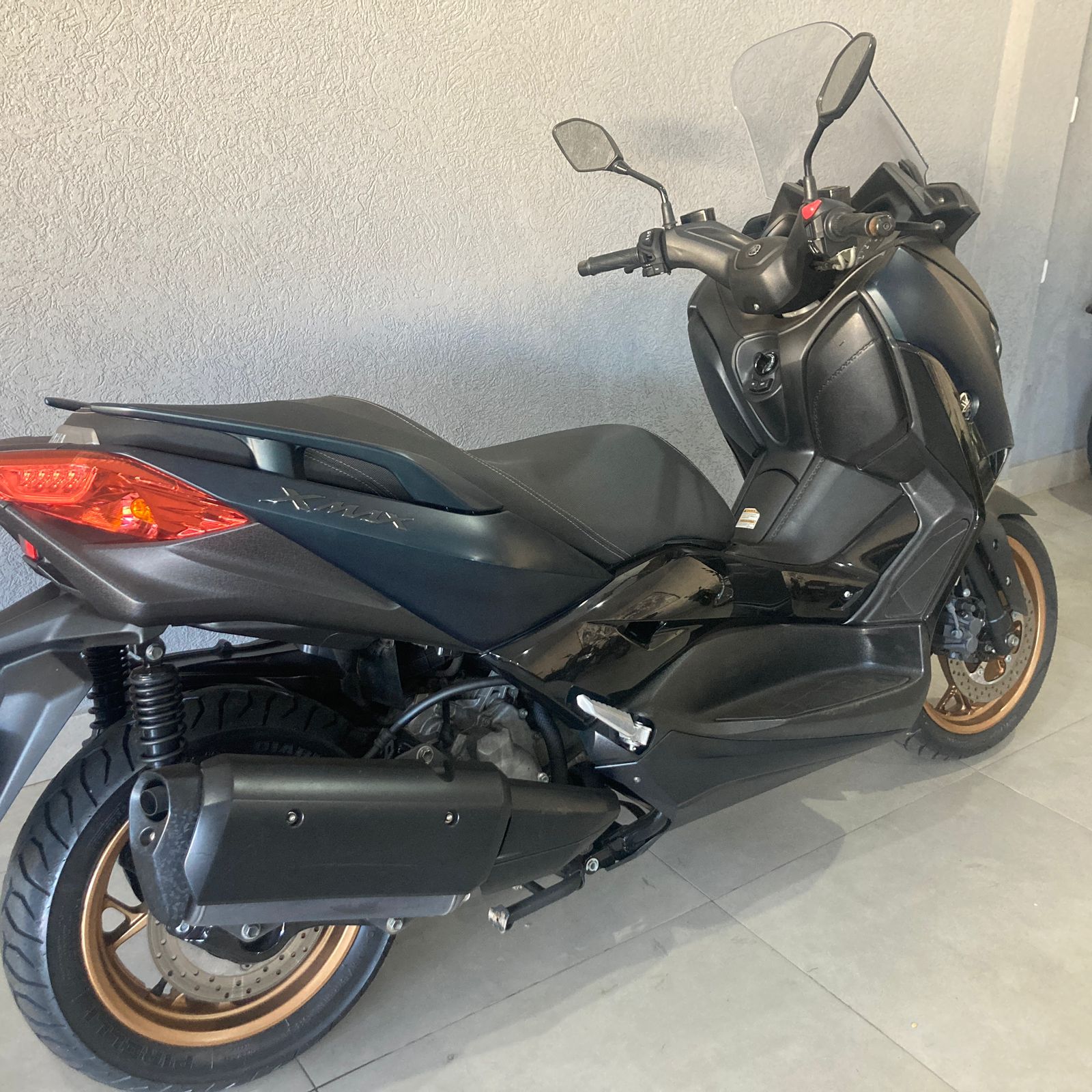 Foto 3 de Yamaha XMAX 250 ABS 2023/2023