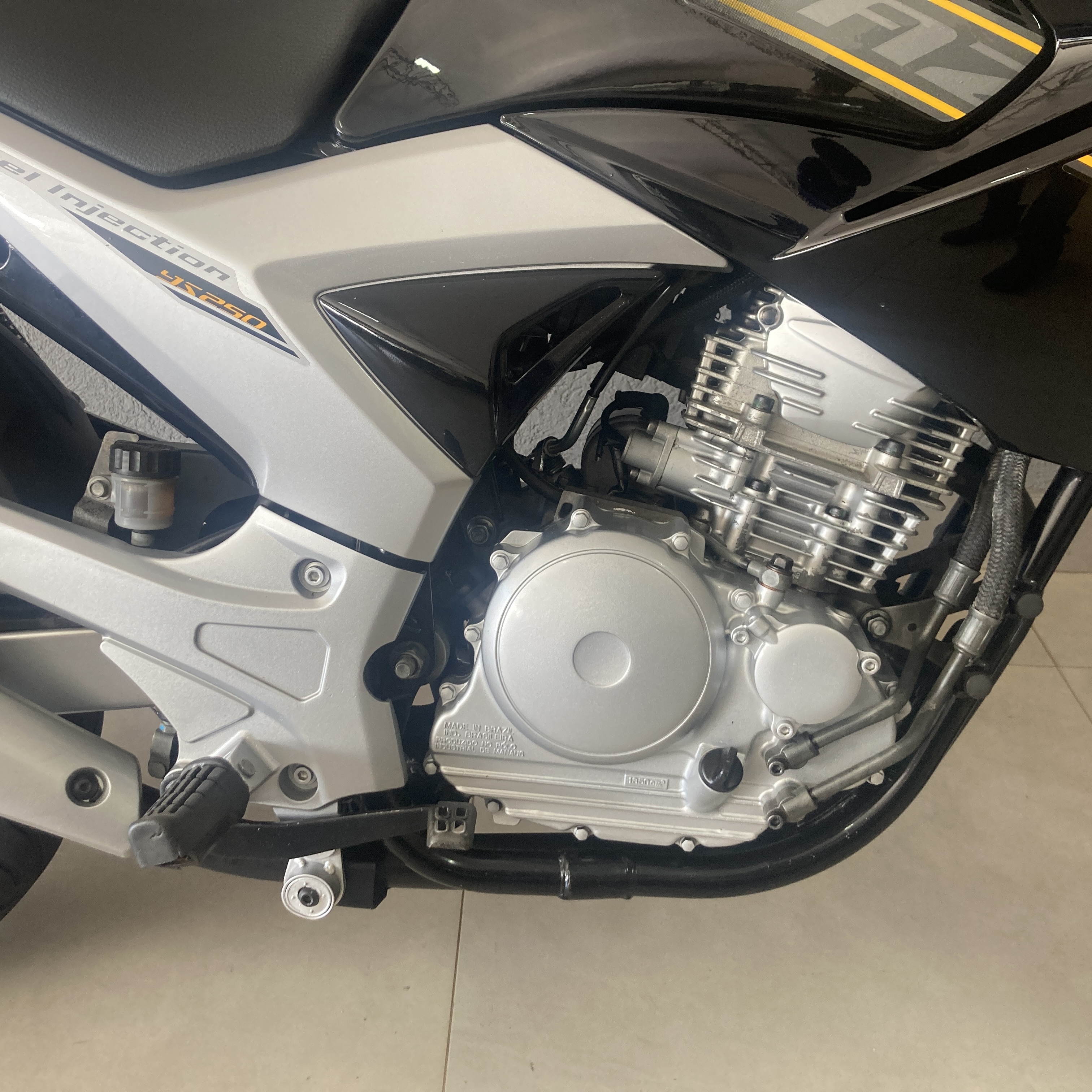 Foto 7 de Yamaha FAZER 250 2010/2011