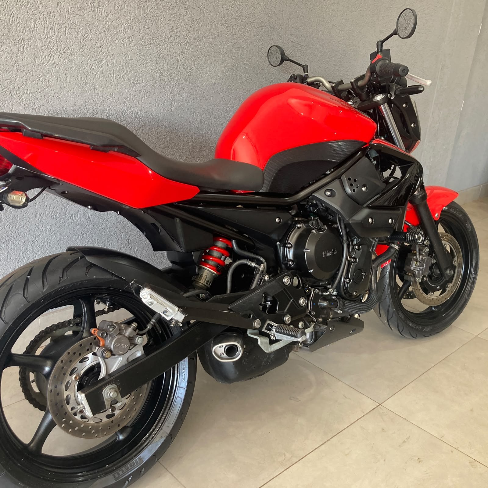 Foto 3 de Yamaha XJ6 - N 2012/2012