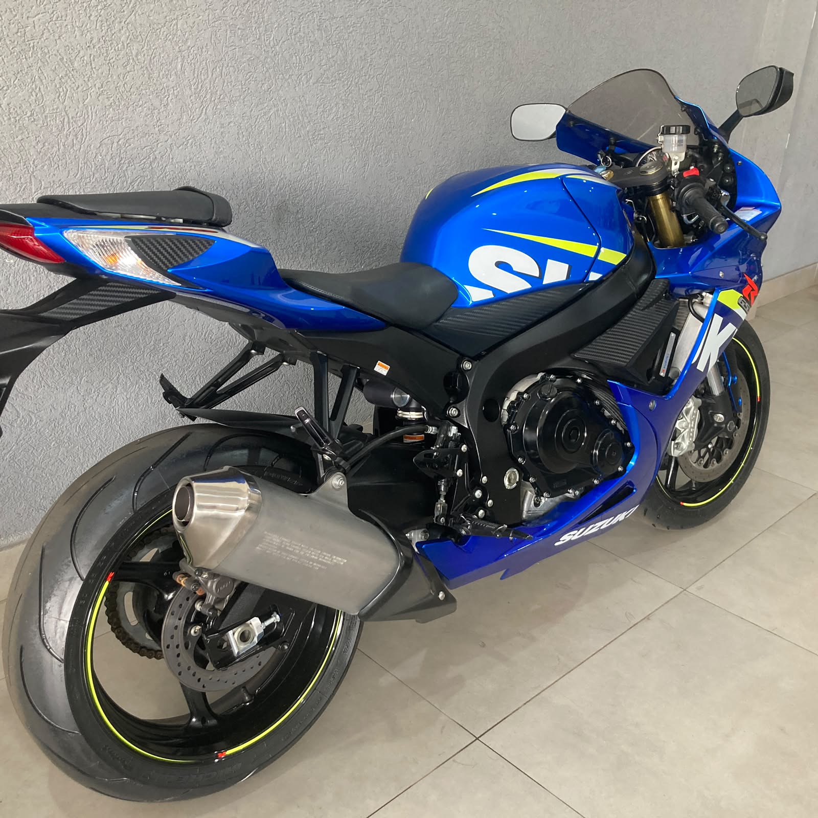 Foto 3 de Suzuki GSX-R 750 2015/2016