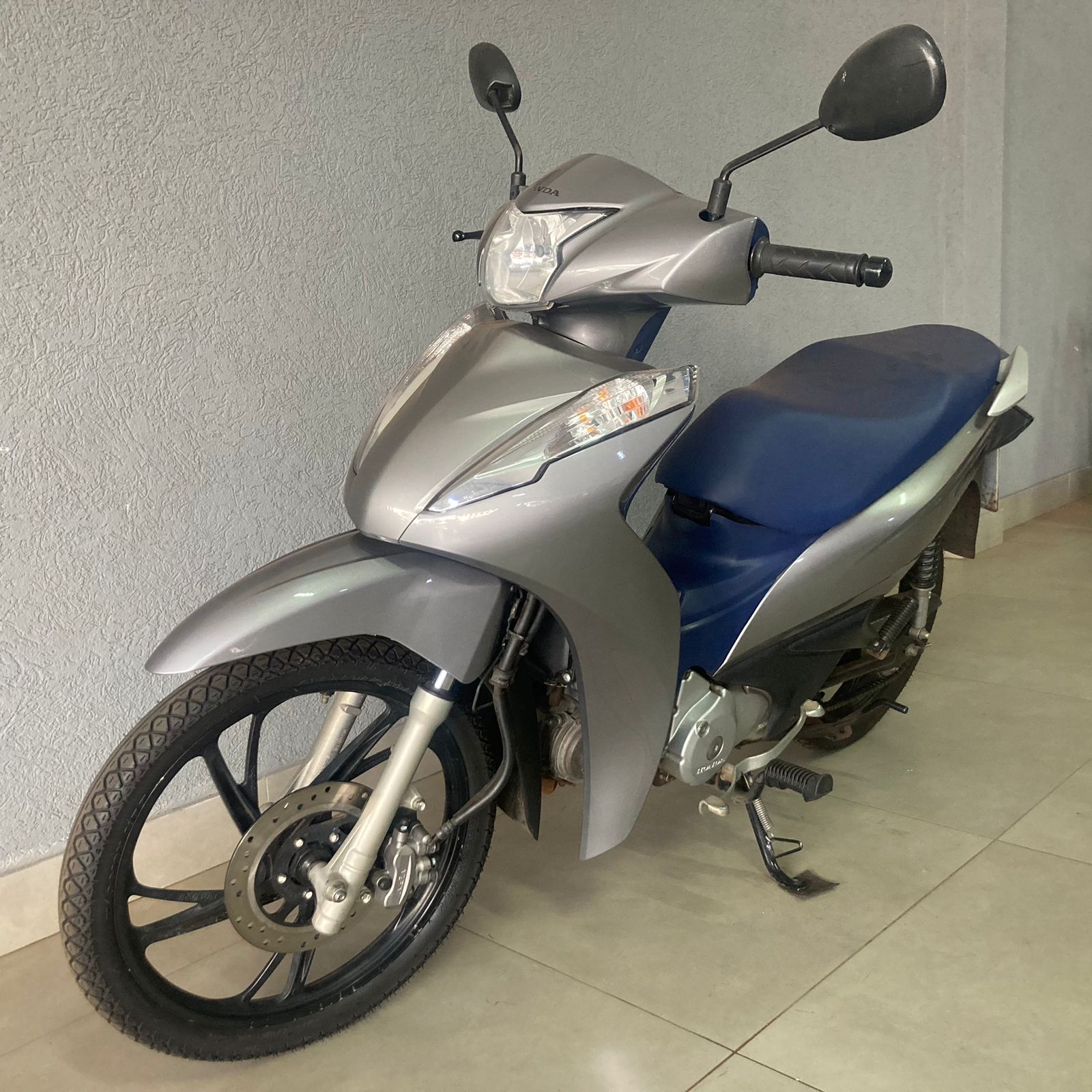 Foto 5 de Honda BIZ 125 EX 2021/2021