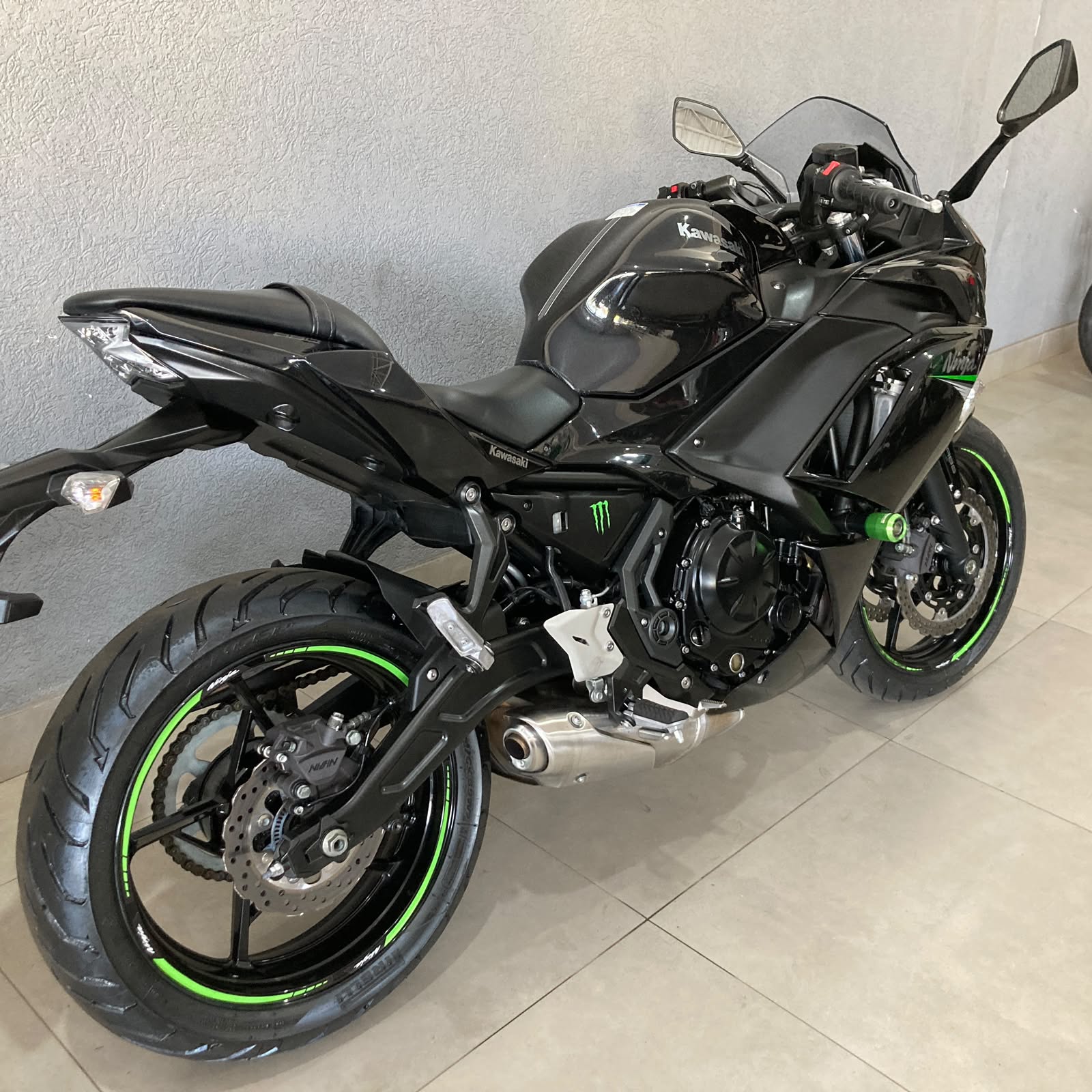Foto 3 de Kawasaki Ninja 650 2020/2021
