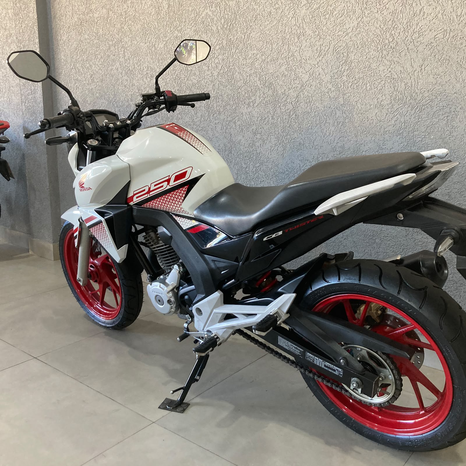 Foto 6 de Honda CB 250f TWISTER 2022/2022