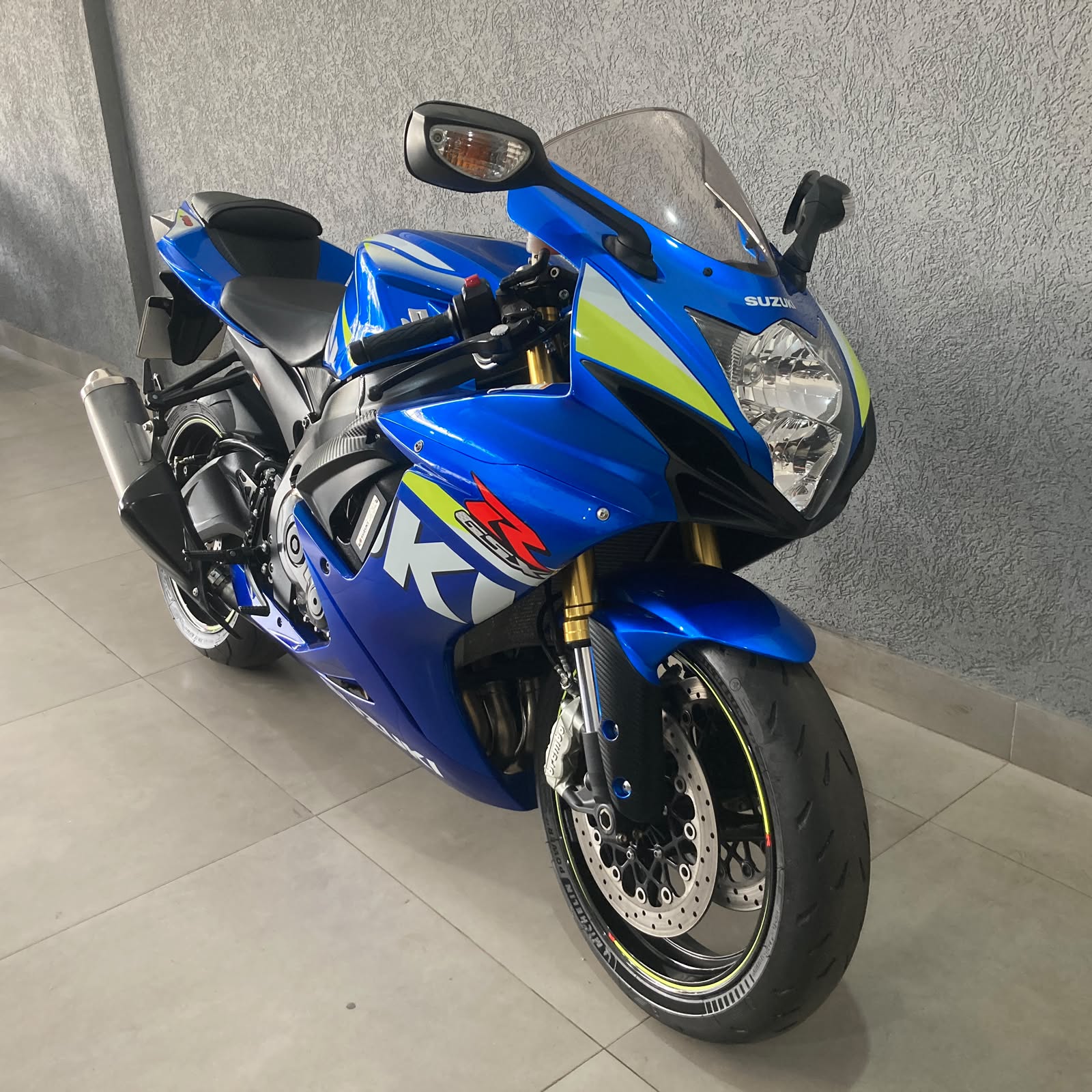 Foto 2 de Suzuki GSX-R 750 2015/2016