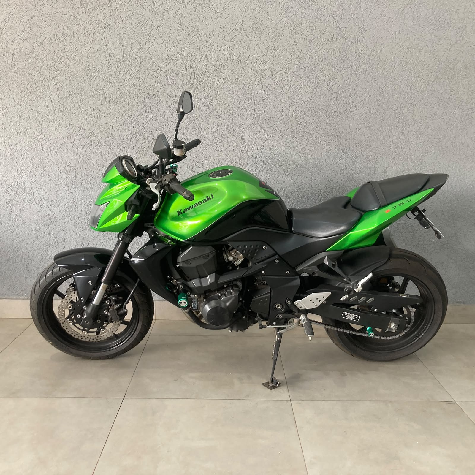 Foto 4 de Kawasaki Z-750 2012/2012