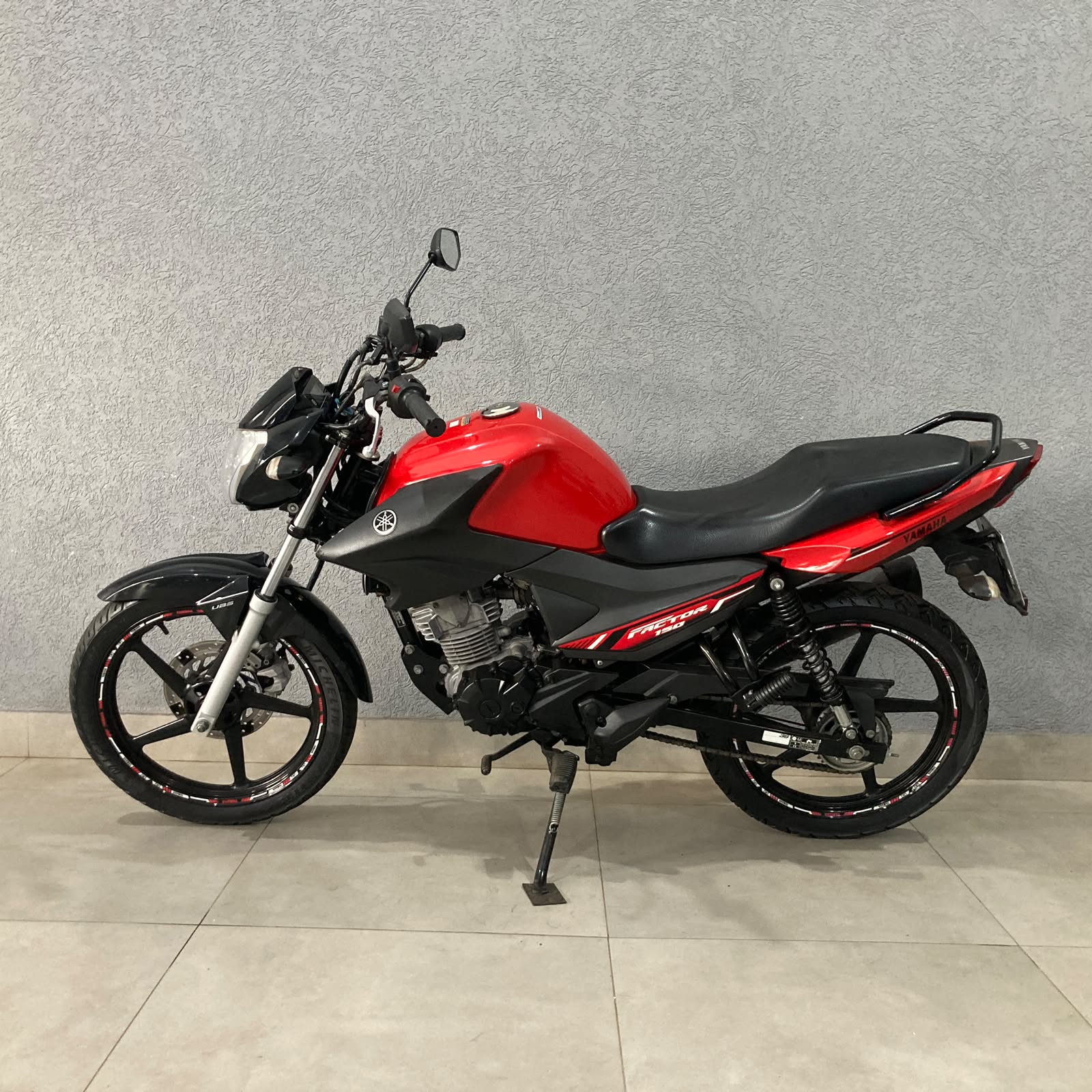 Foto 4 de Yamaha FACTOR 150 2022/2023