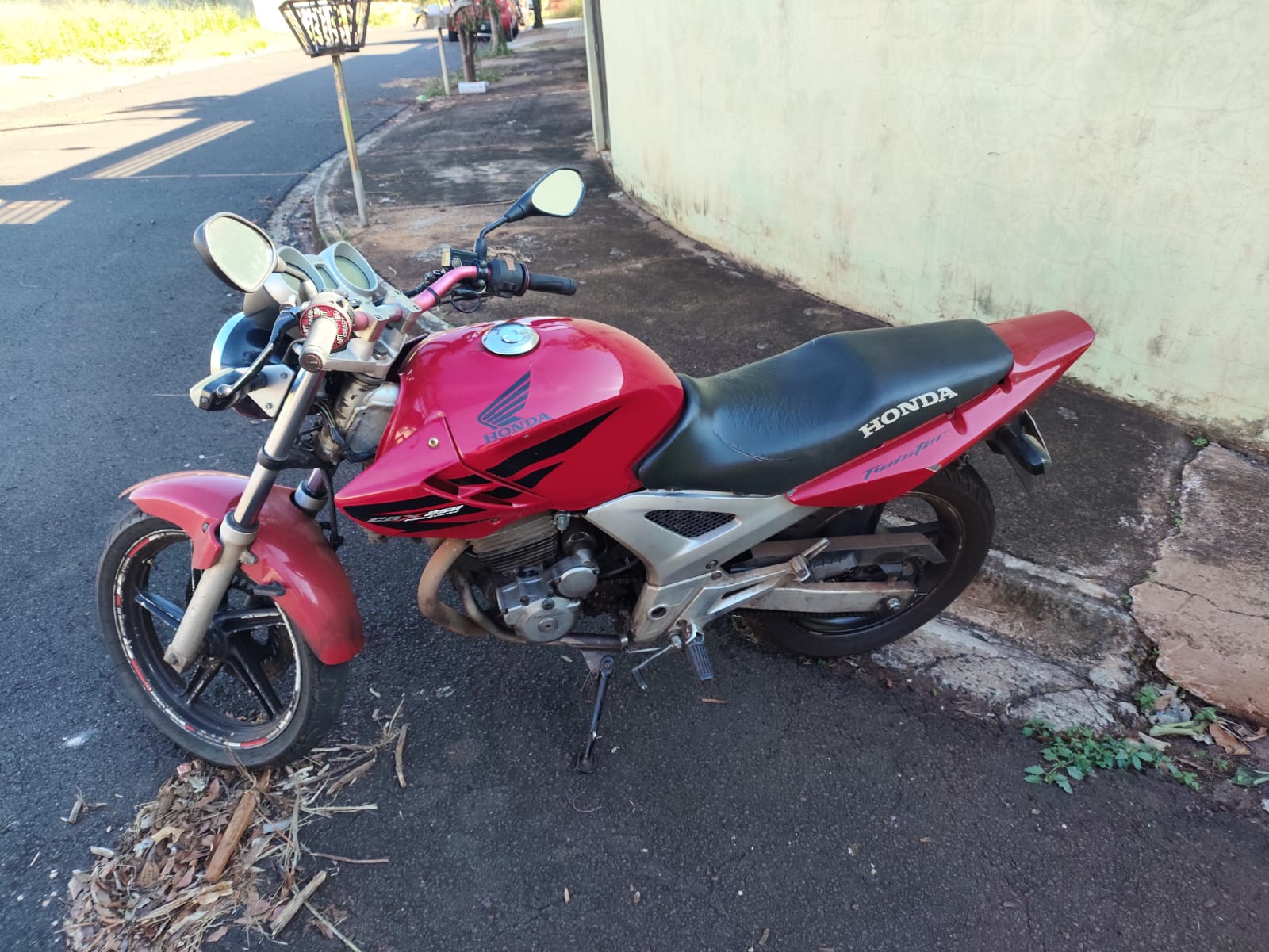 Honda Cb300f