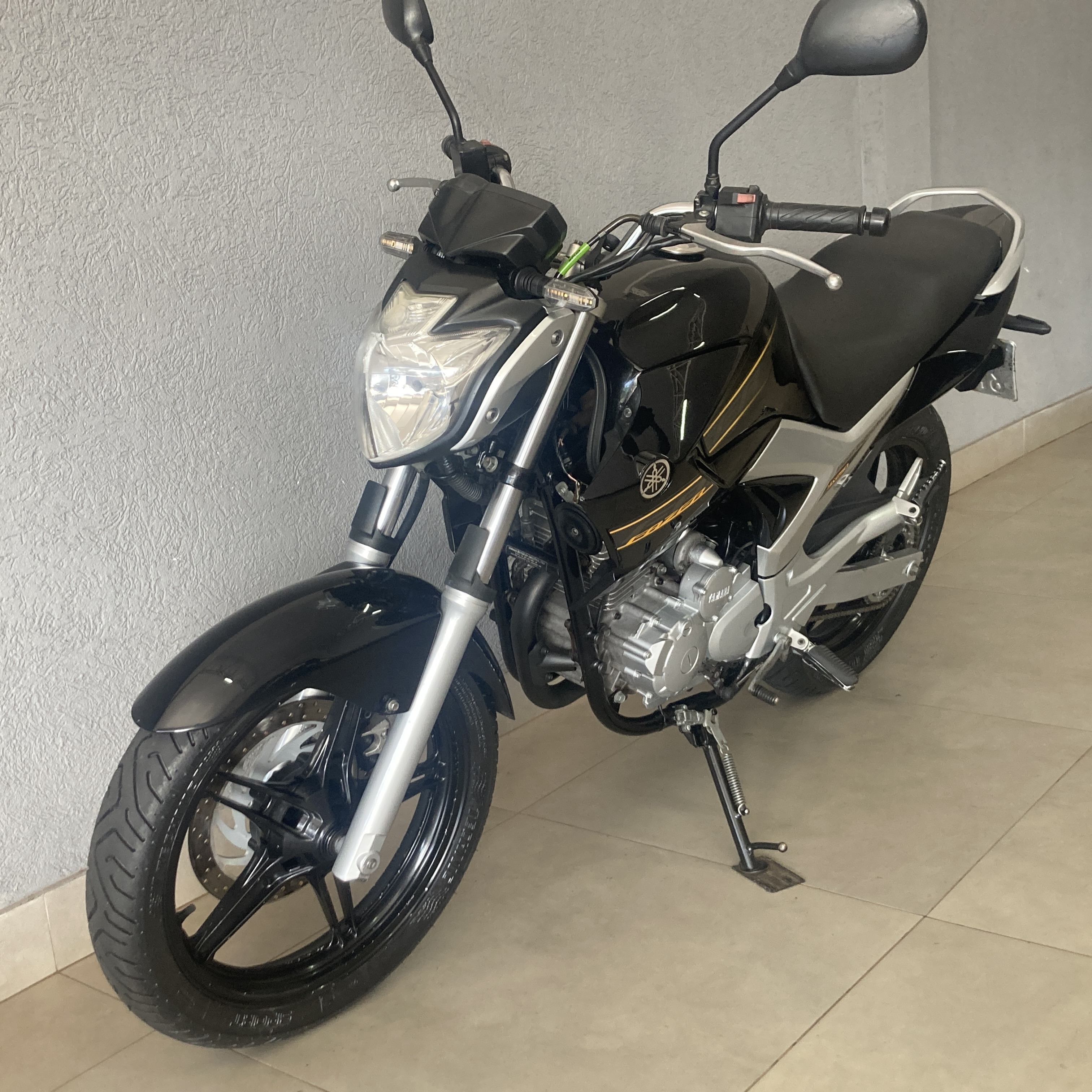 Foto 4 de Yamaha FAZER 250 2010/2011
