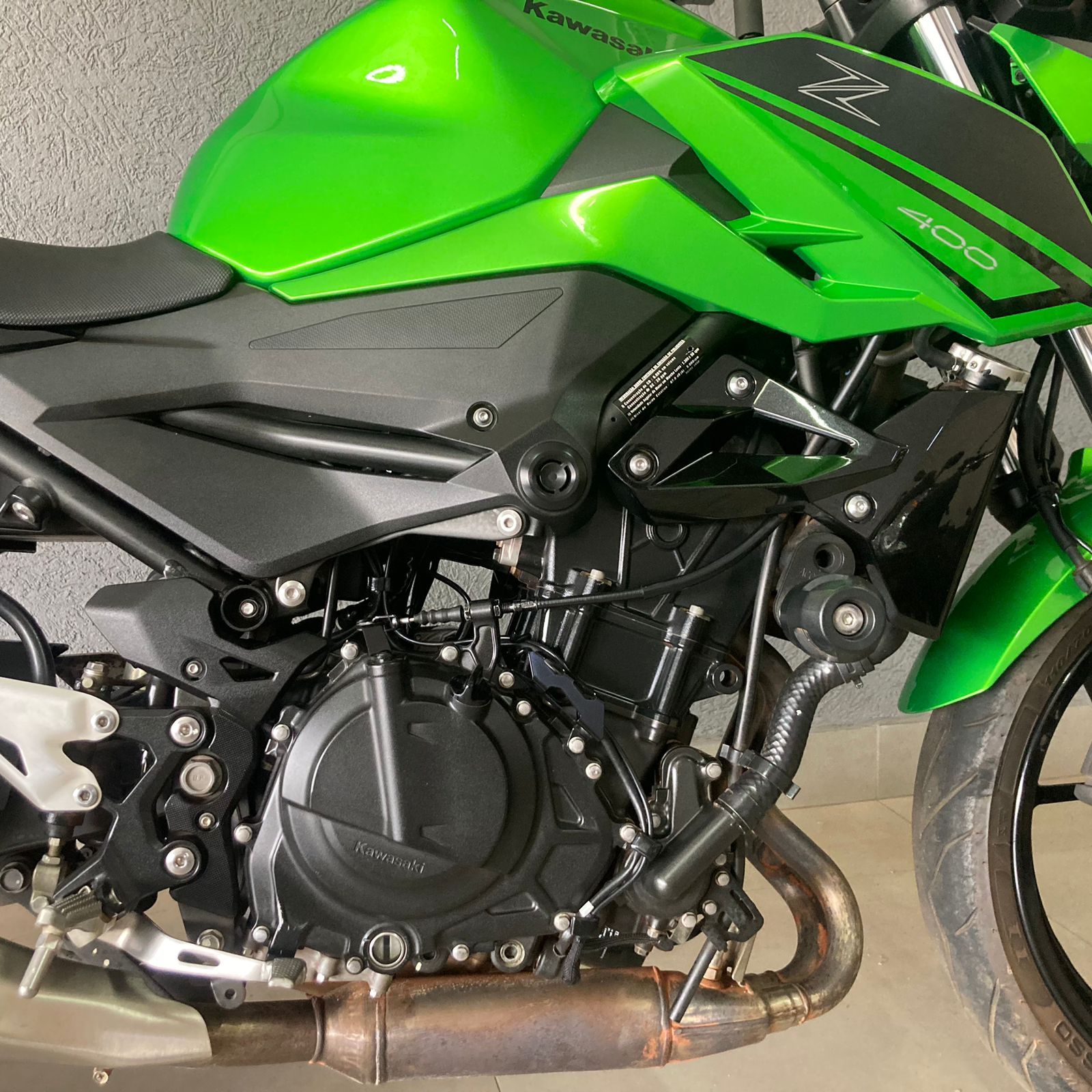 Foto 7 de Kawasaki Z400 ABS 2023/2023