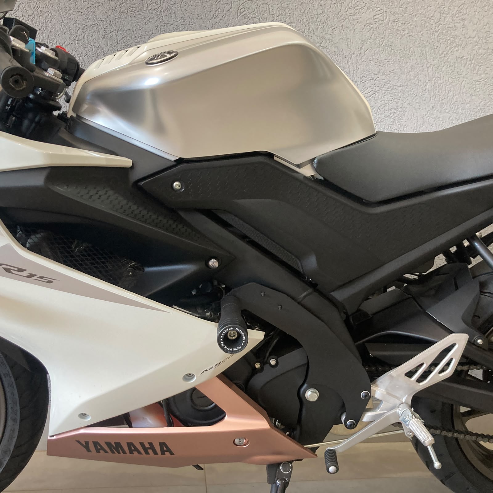 Foto 8 de Yamaha R-15 ABS 2026/2026