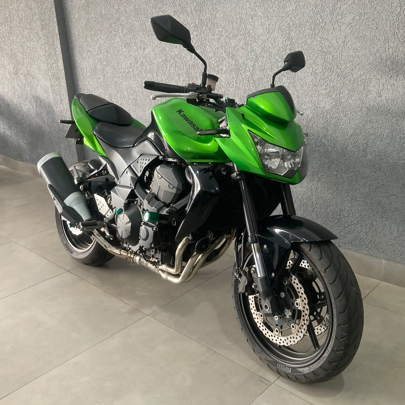 Foto 2 de Kawasaki Z-750 2012/2012