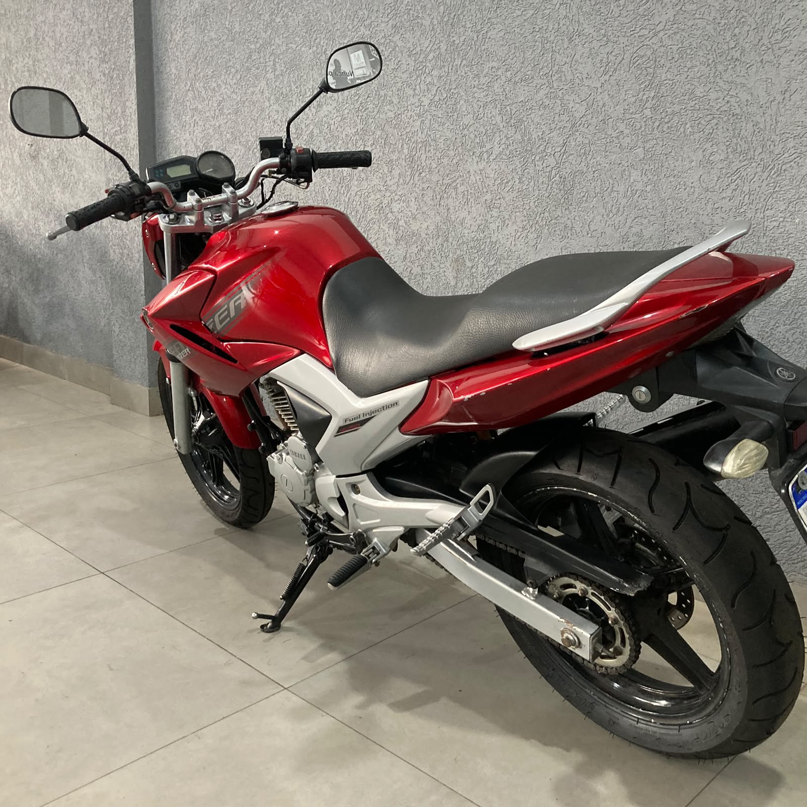 Foto 6 de Yamaha FAZER 250 2011/2012