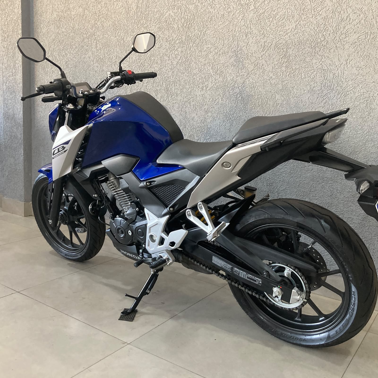 Foto 6 de Honda CB 300F TWISTER 2026/2026
