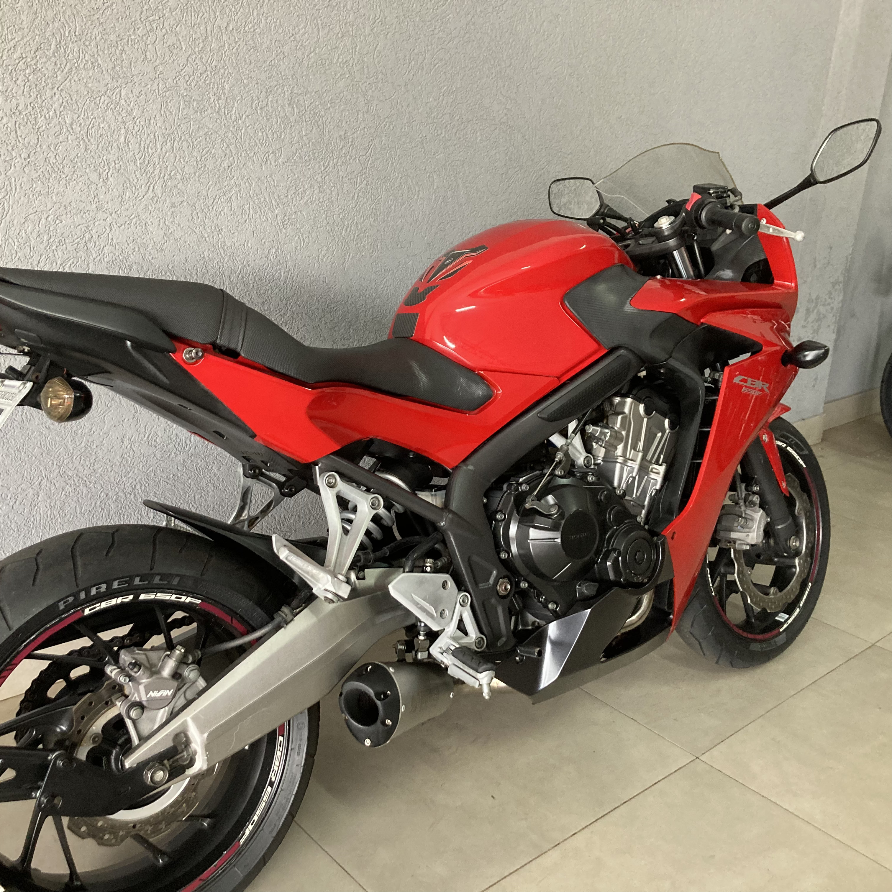 Foto 2 de Honda CBR 650 F 2014/2015