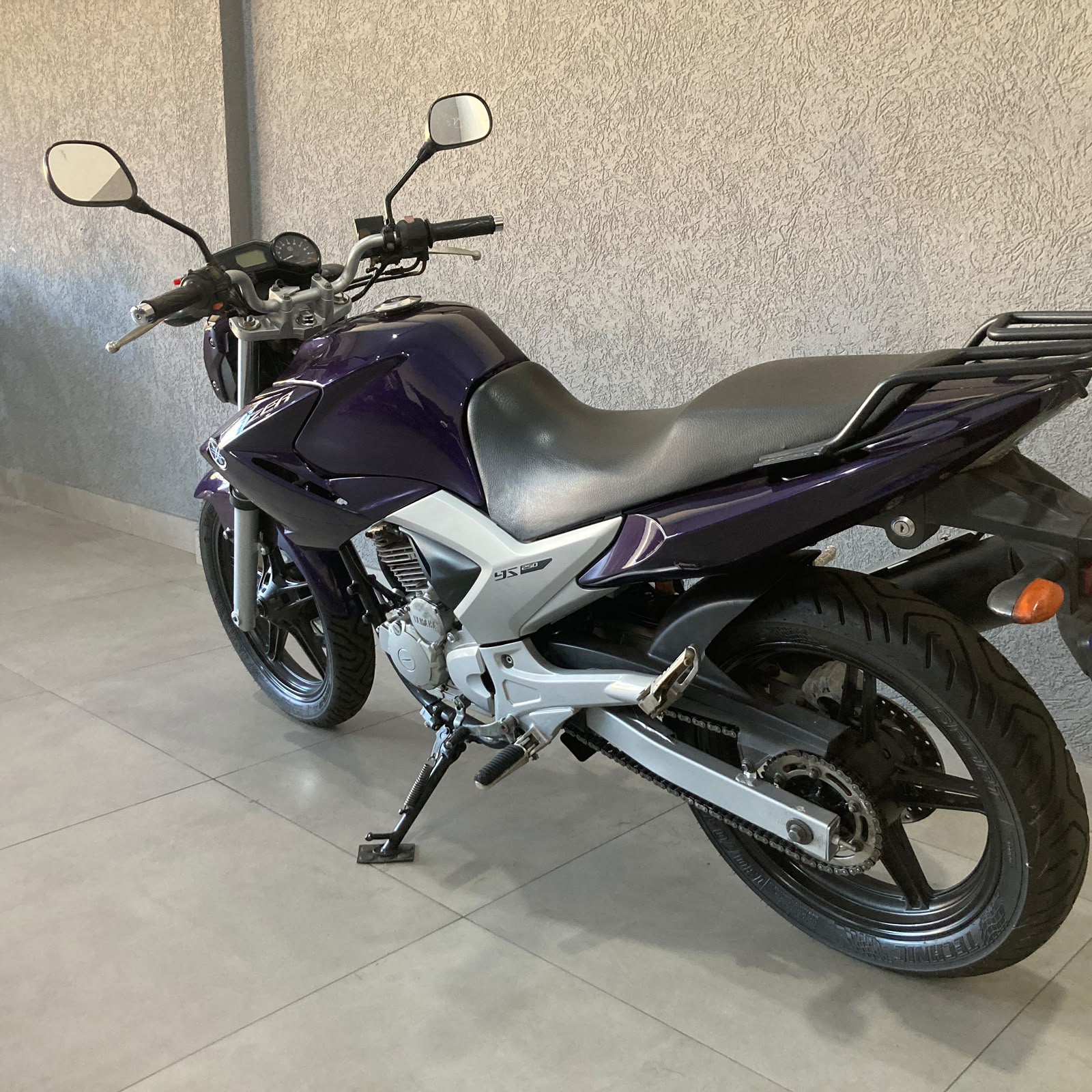 Foto 6 de Yamaha FAZER 250 2011/2012