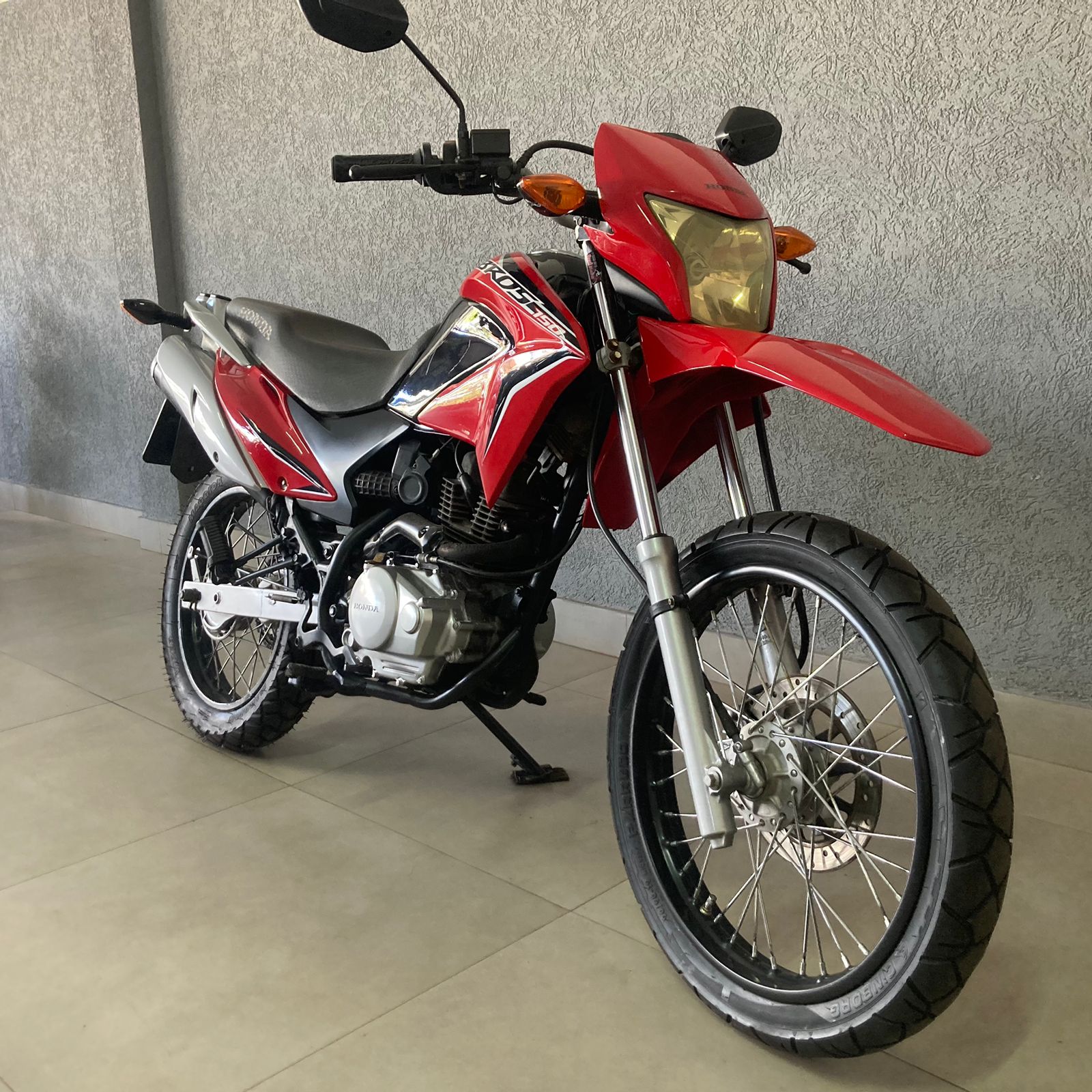 Foto 2 de Honda BROS 150 ES 2013/2013