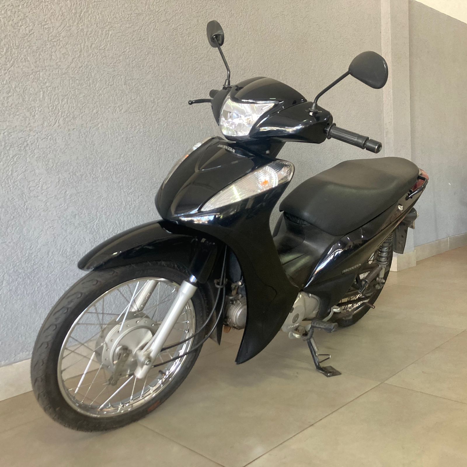 Foto 5 de Honda BIZ 125 ES 2014/2014