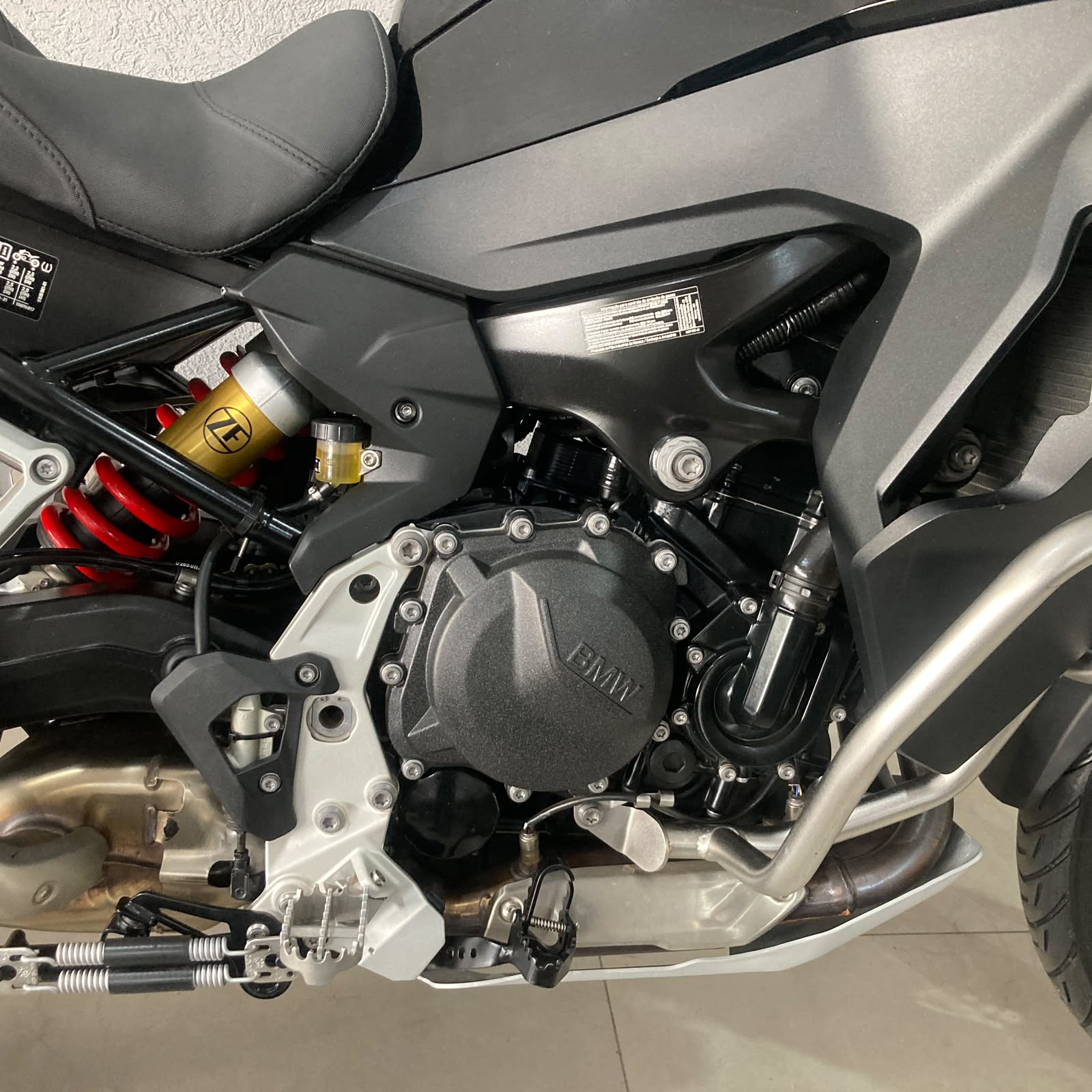 Foto 8 de BMW F-900 GS ADV 2024/2025