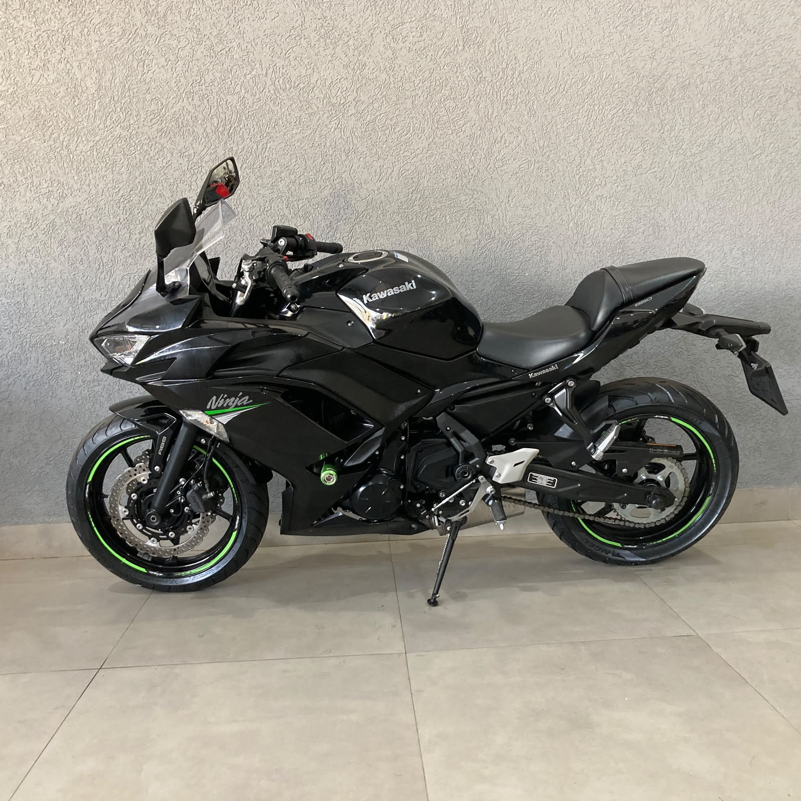 Foto 4 de Kawasaki Ninja 650 2020/2021