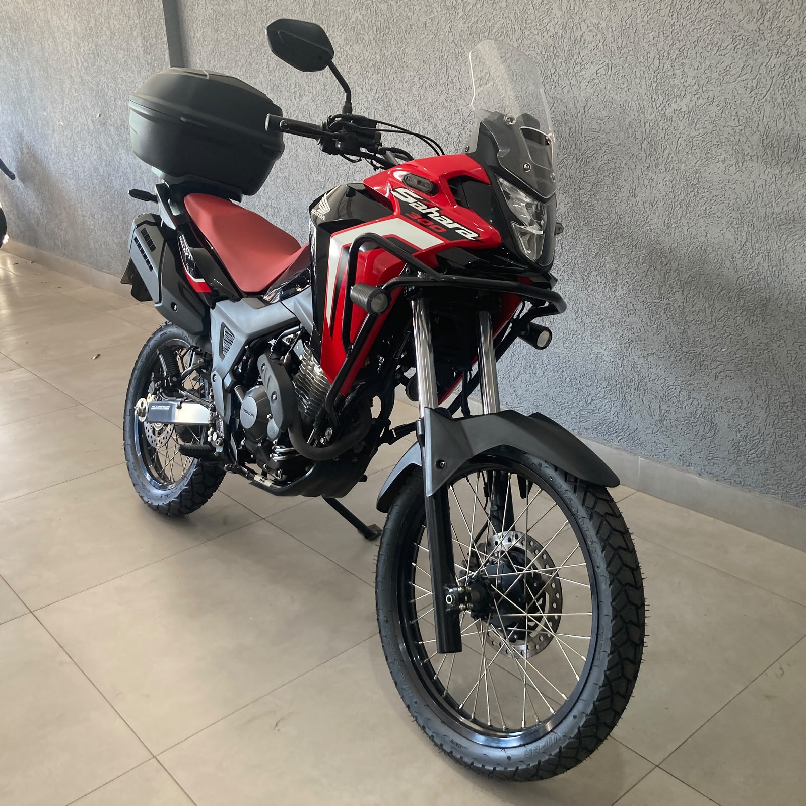 Foto 2 de Honda SAHARA 300 - Rally 2025/2025
