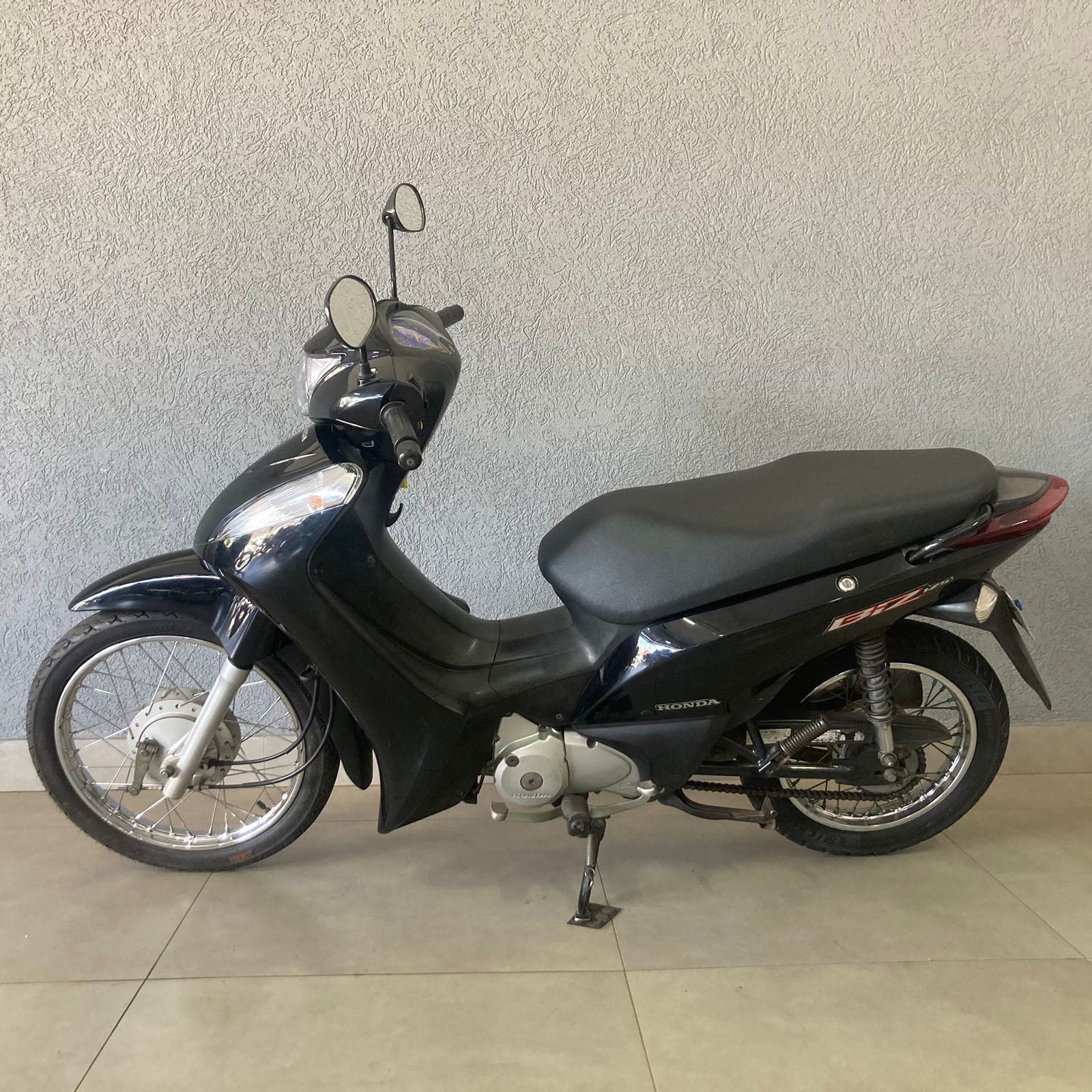 Foto 4 de Honda BIZ 125 ES 2014/2014